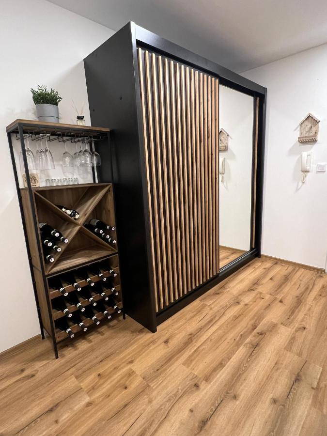 Apartman Visek ยาคีมอฟ ภายนอก รูปภาพ